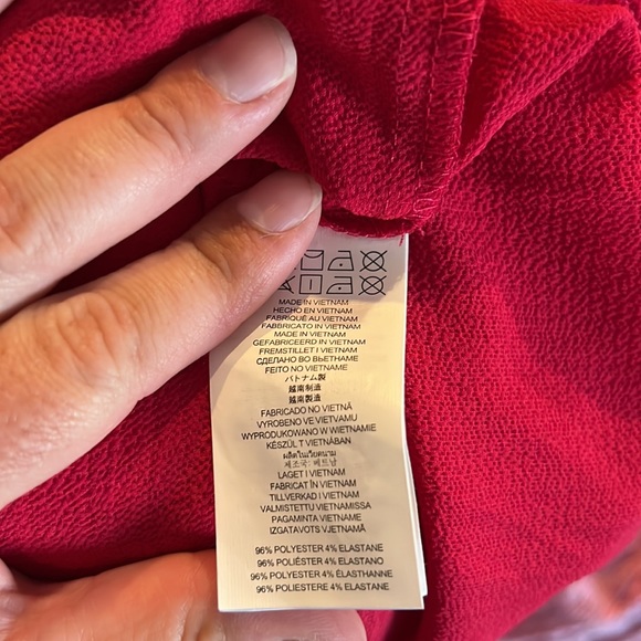 Michael Kors V-neck red blouse - Picture 8 of 8